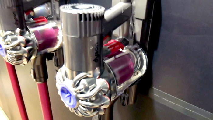 Reason Behind Your Dyson V6 Vacuum Battery’s Stopping Taking Charge